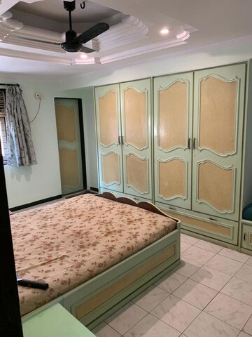 Bedroom in 2 BHK Apartment at Bandra West – for Rent