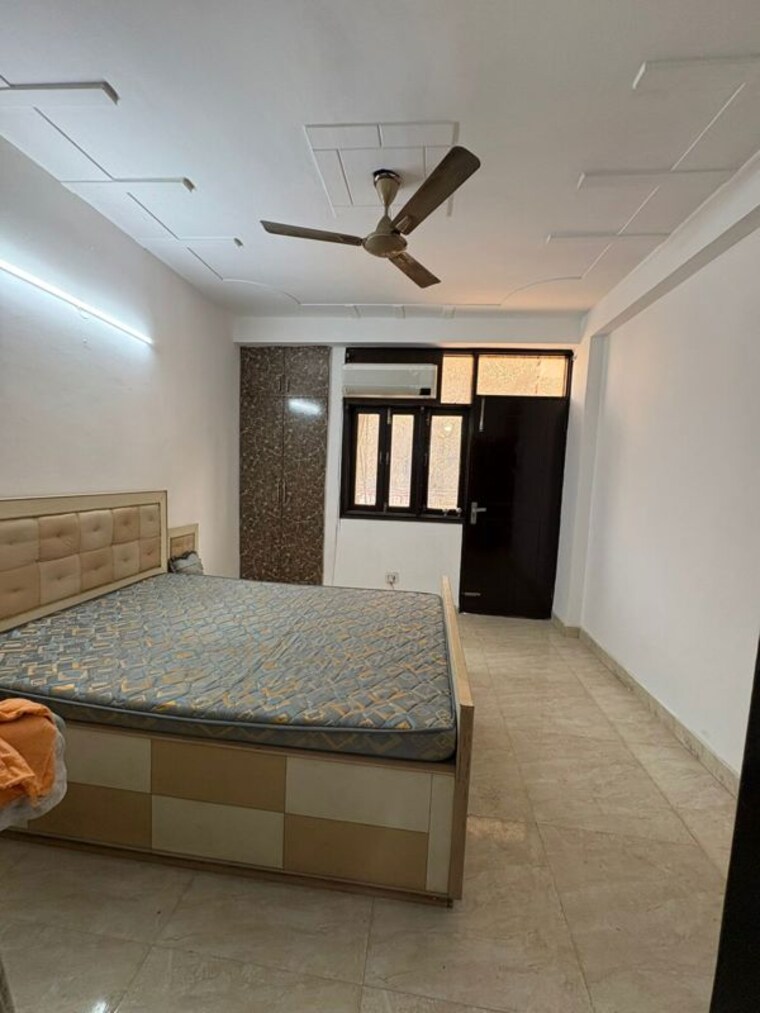 Bedroom, neb sarai 3 Bedroom 1200 Sq.Ft. Builder Floor In Neb Sarai Delhi 10088941