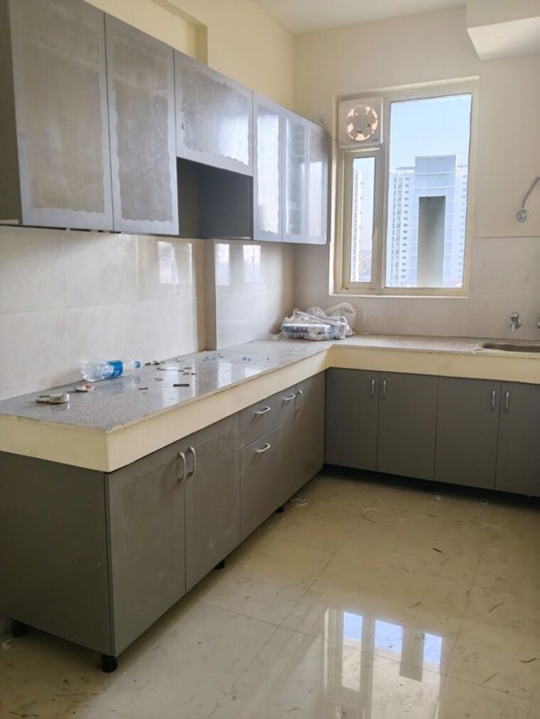 Kitchen, pyramid-midtown 2 Bedroom 1050 Sq.Ft. Apartment In Sector 59 Gurgaon 10088953