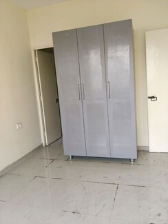 2 BHK Apartment For Rent in Pyramid Midtown
