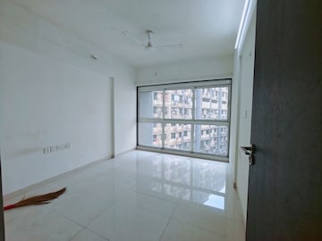 Room in 2 BHK Apartment at Godrej Central, Chembur – for Rent