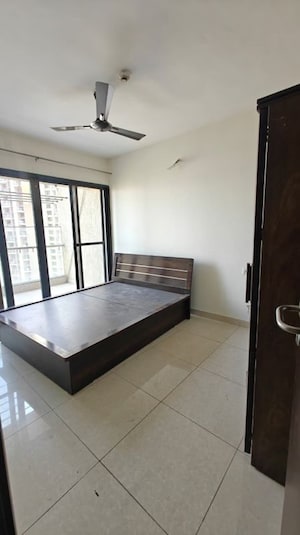 Room in 2 BHK Apartment at Magarpatta Nanded City Sargam, Sinhagad – for Rent