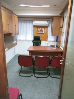 Office Space For Rent in Mittal Tower Mumbai