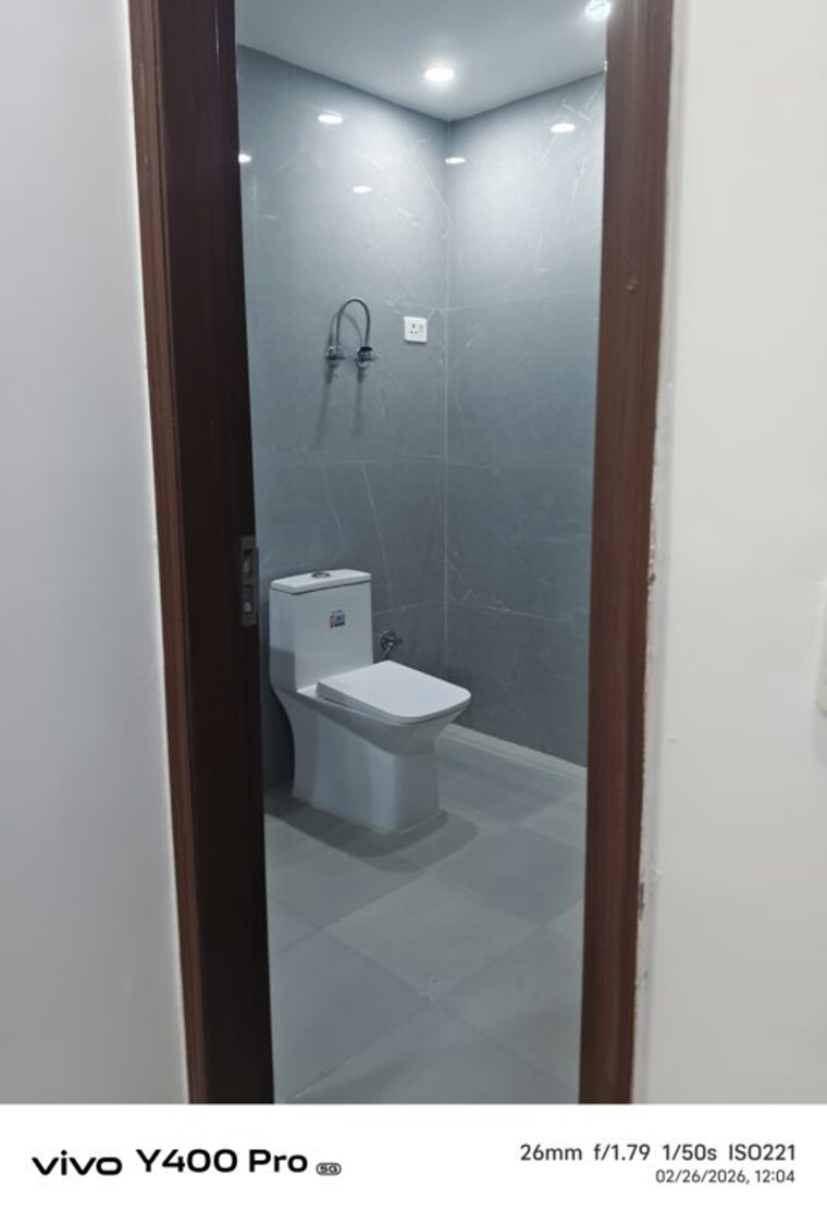 Bathroom, saket 1 Bedroom 350 Sq.Ft. Builder Floor In Saket Delhi 10088989