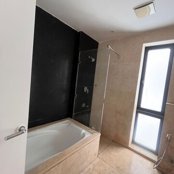 Room in 3.5 BHK Apartment at Ireo The Grand Hyatt Residences, Sector 58 – for Sale