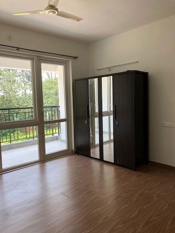 Room in 3 BHK Apartment at Prestige Misty Waters, Hebbal – for Sale