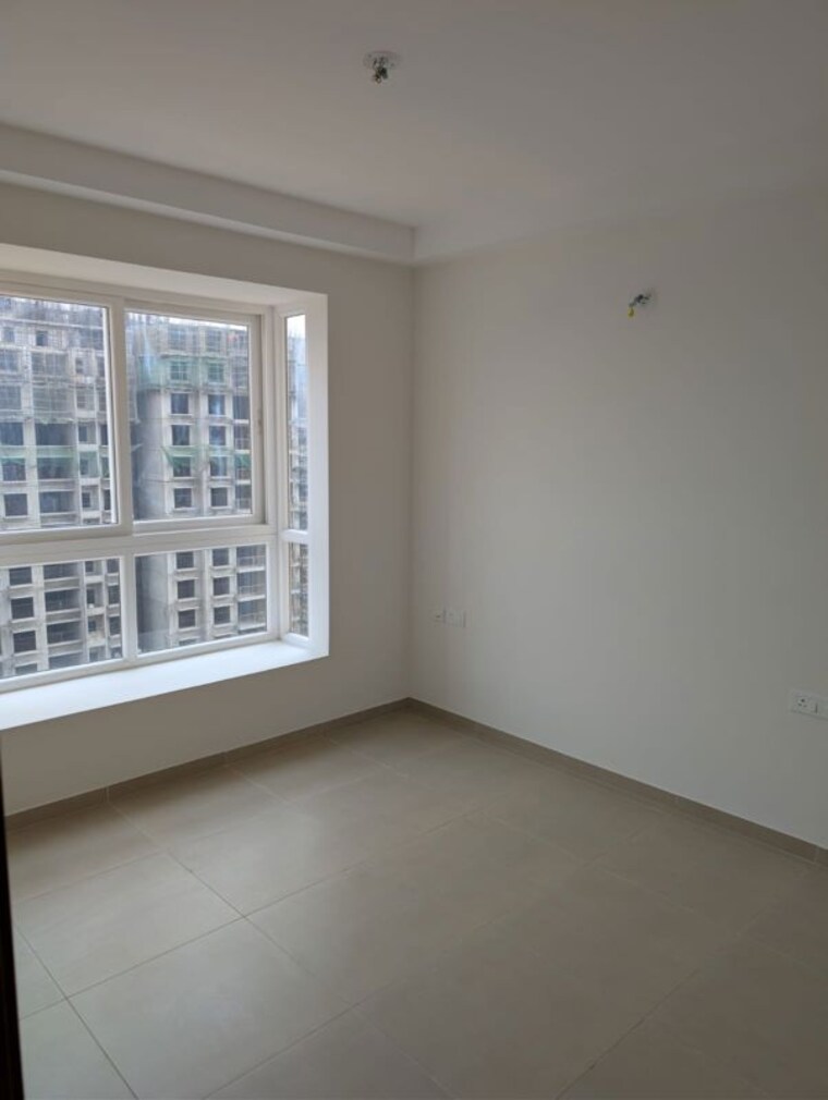 Room, bhartiya-city-nikoo-homes-4 1 Bedroom 675 Sq.Ft. Apartment In Thanisandra Main Road Bangalore 10089069