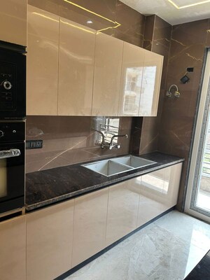 Kitchen in 3 BHK Builder Floor at Sector 57 – for Sale