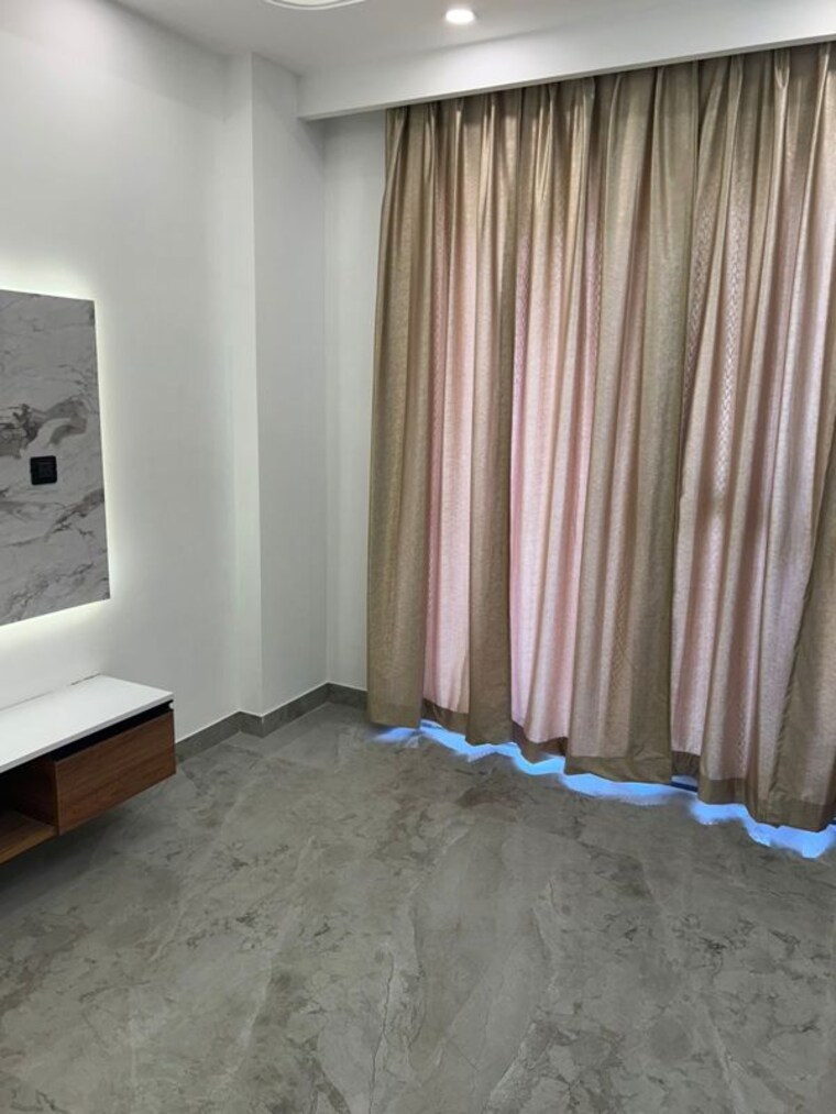 Bedroom, sector 57 3 Bedroom 202 Sq.Yd. Builder Floor In Sector 57 Gurgaon 10089084