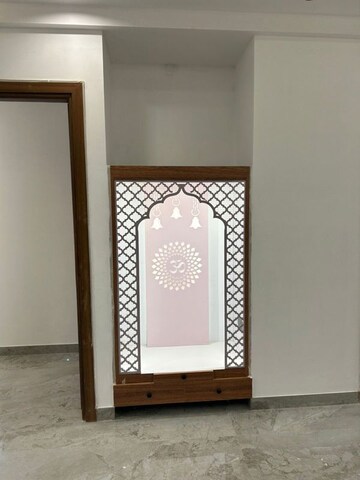 Furnished Amenities in 3 BHK Builder Floor at Sector 57 – for Sale