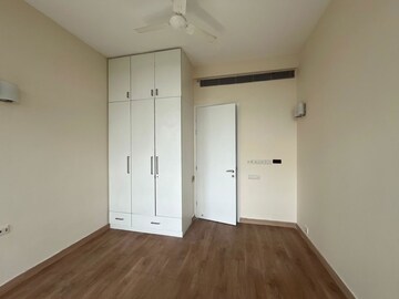 Room in 3 BHK Apartment at Ireo The Grand Arch, Sector 58 – for Sale