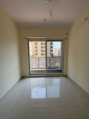 Room in 2 BHK Apartment at Ashar Edge, Pokhran Road No Two – for Rent