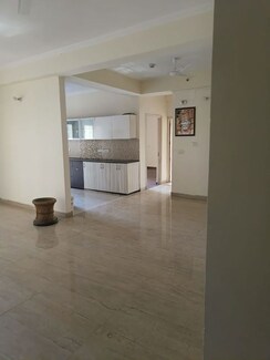 3.5 BHK + Pooja Room,Servant Room,Study Room,Extra Room Apartment For Sale in Maxblis Grand Kingston