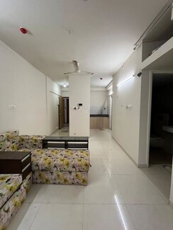 2 BHK Apartment For Rent in Godrej Green Cove