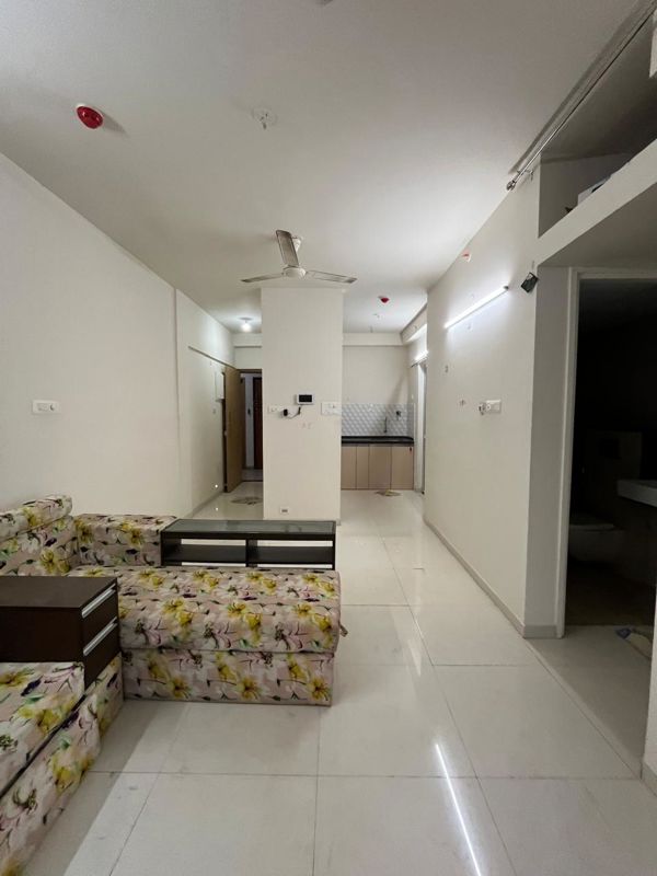 2 BHK Apartment For Rent in Godrej Green Cove