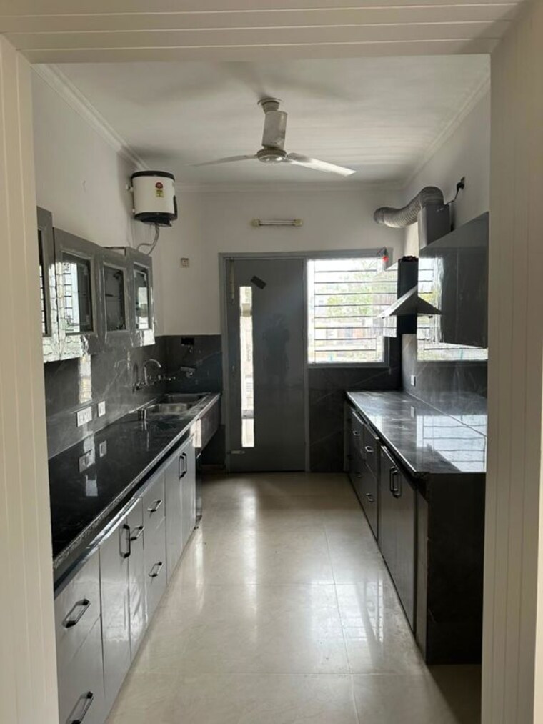 Kitchen, sas nagar 3 Bedroom 500 Sq.Yd. Builder Floor In Sas Nagar Mohali 10089165