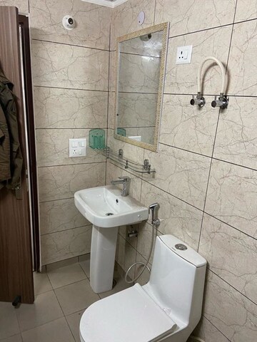 Bathroom in 1 BHK Apartment at Chinchwad – for Rent