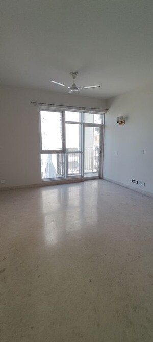 Room in 2 BHK Apartment at Ireo The Corridors, Sector 67a – for Rent