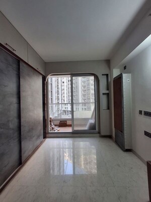 Room in 2 BHK Apartment at New Mhada Colony, Powai – for Rent