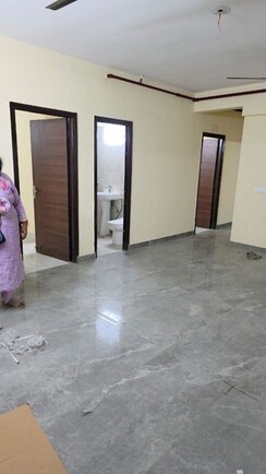 3 BHK + Pooja Room Apartment For Rent in Hindon Green Apartments