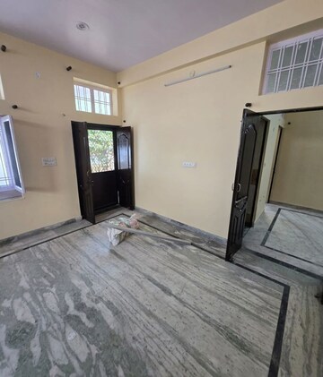 Room in 5 BHK Villa at Hanuman Nagar Extension – for Rent