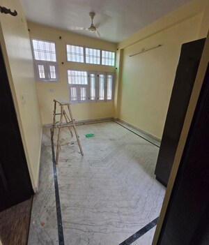 Room in 5 BHK Villa at Hanuman Nagar Extension – for Rent