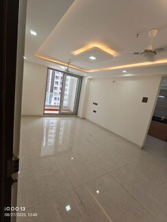 2 BHK Apartment For Rent in New Mhada Colony