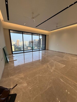 Room in 3 BHK Builder Floor at Godrej Skyshore, Versova – for Sale