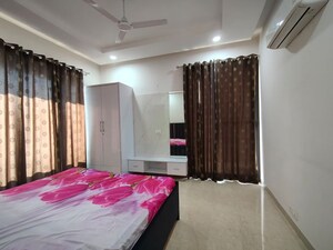 Bedroom in 2 BHK Builder Floor at Sector 79 – for Rent