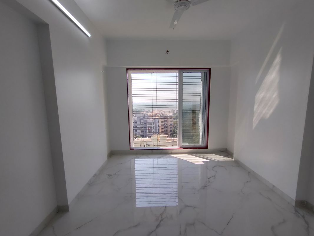 2 BHK + Pooja Room Apartment For Sale in Kandivali West