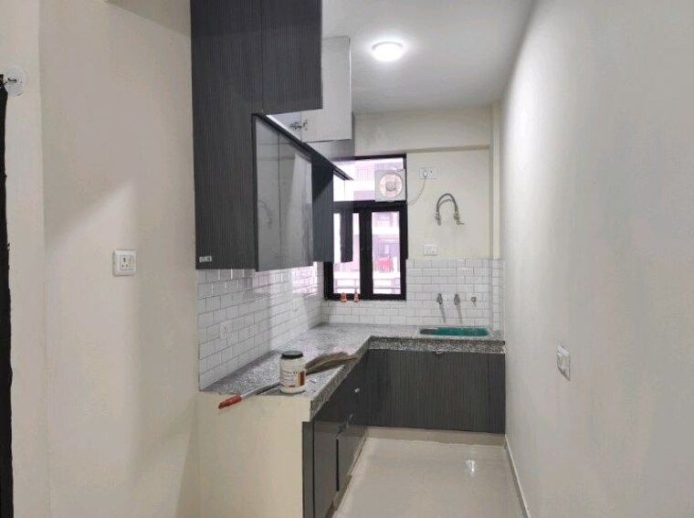 Kitchen, amolik-sankalp 1 Bedroom 337 Sq.Ft. Apartment In Sector 85 Faridabad 10089298