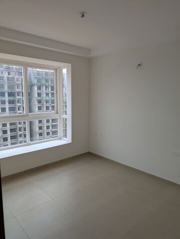 Room in 1 BHK Apartment at Bhartiya City Nikoo Homes 4, Thanisandra Main Road – for Sale