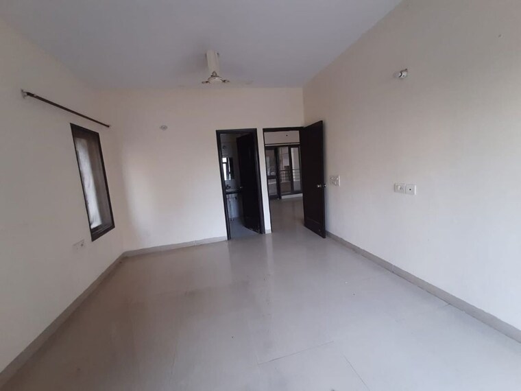 Room, rps-savana 2 Bedroom 955 Sq.Ft. Apartment In Sector 88 Faridabad 10089375