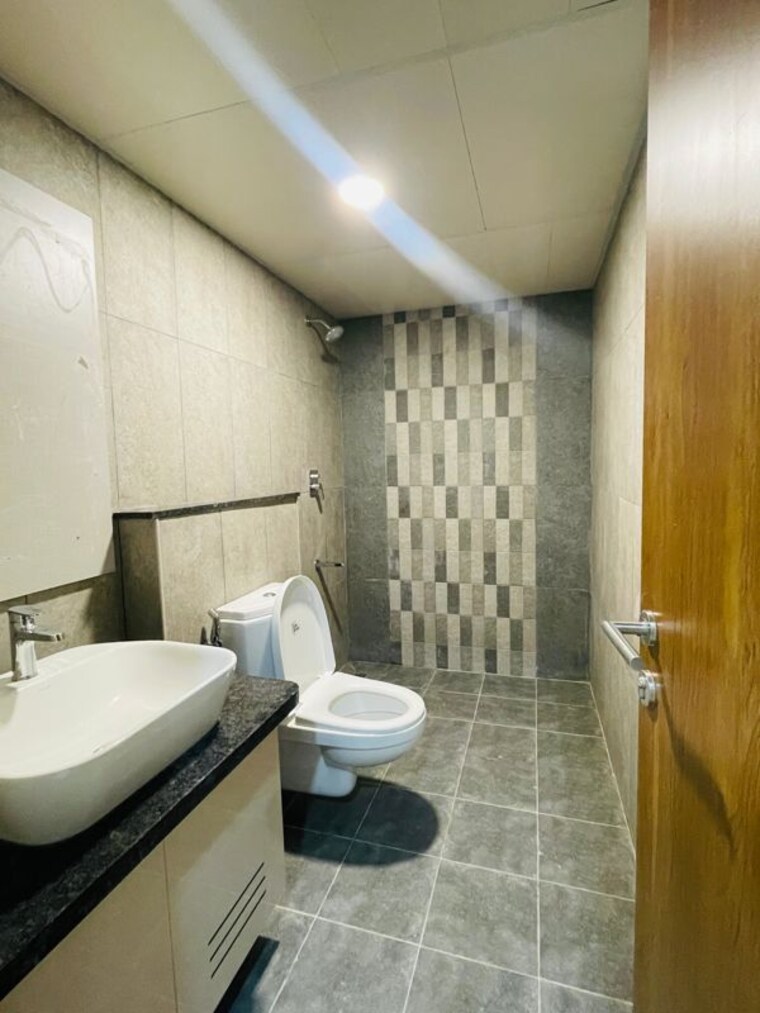 Bathroom, avalon-park-at-the-prestige-city 3 Bedroom 1620 Sq.Ft. Apartment In Sarjapur Road Bangalore 10089332