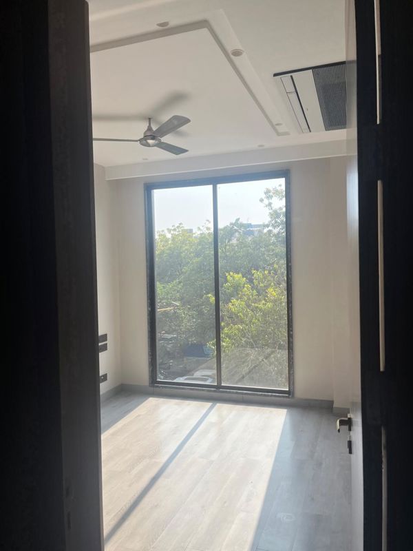 4 BHK + Pooja Room,Study Room,Extra Room Builder Floor For Sale in New Rajinder Nagar