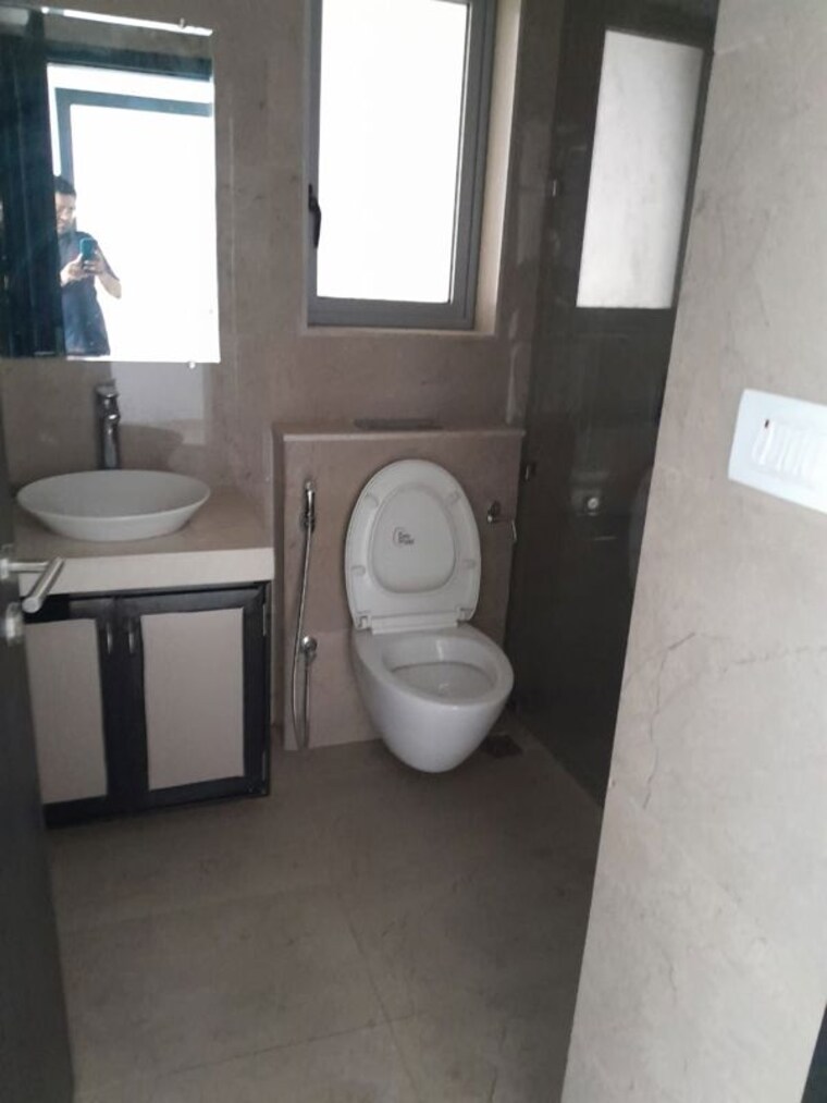 Bathroom, rustomjee-pinnacle 2.5 Bedroom 750 Sq.Ft. Apartment In Borivali East Mumbai 10089382