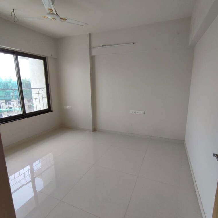 Room, rustomjee-pinnacle 2.5 Bedroom 750 Sq.Ft. Apartment In Borivali East Mumbai 10089382