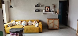 2 BHK Apartment For Rent in Romell Aether, Goregaon East