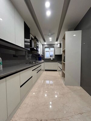 Kitchen in 4 BHK Builder Floor at Rajinder Nagar – for Sale