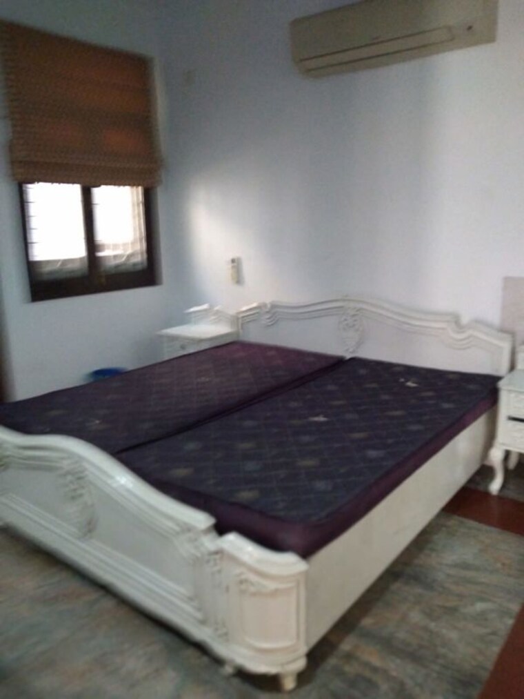 Bedroom, greater kailash ii 2 Bedroom 1800 Sq.Ft. Builder Floor In Greater Kailash ii Delhi 10070825
