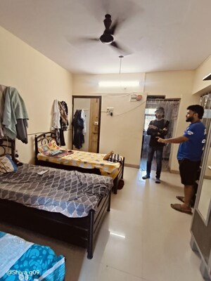 Bedroom in  Pg at Lower Parel West – for Rent