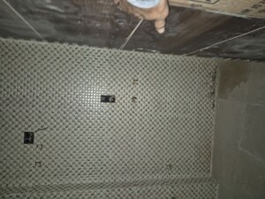 Bathroom in 2.5 BHK Builder Floor at Mayur Vihar – for Sale