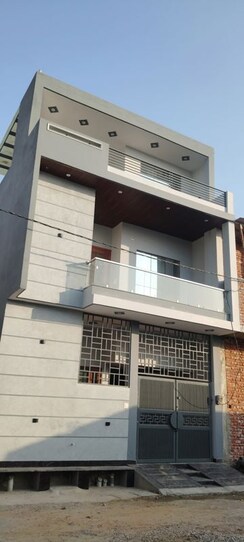 3 BHK + Extra Room Independent House For Sale in Yashoda Kunj