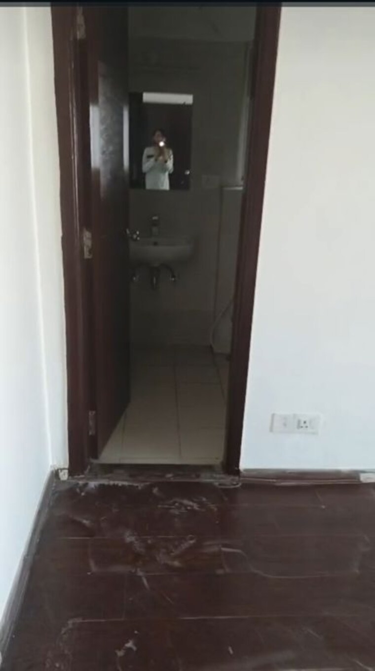 Bathroom, sector 84 3.5 Bedroom 2275 Sq.Ft. Apartment In Sector 84 Gurgaon 10089444