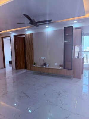 Room in 3 BHK Apartment at Sector 115 – for Sale
