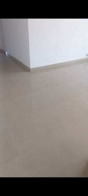 Room in 3.5 BHK Apartment at Spaze Privy AT4, Sector 84 – for Rent