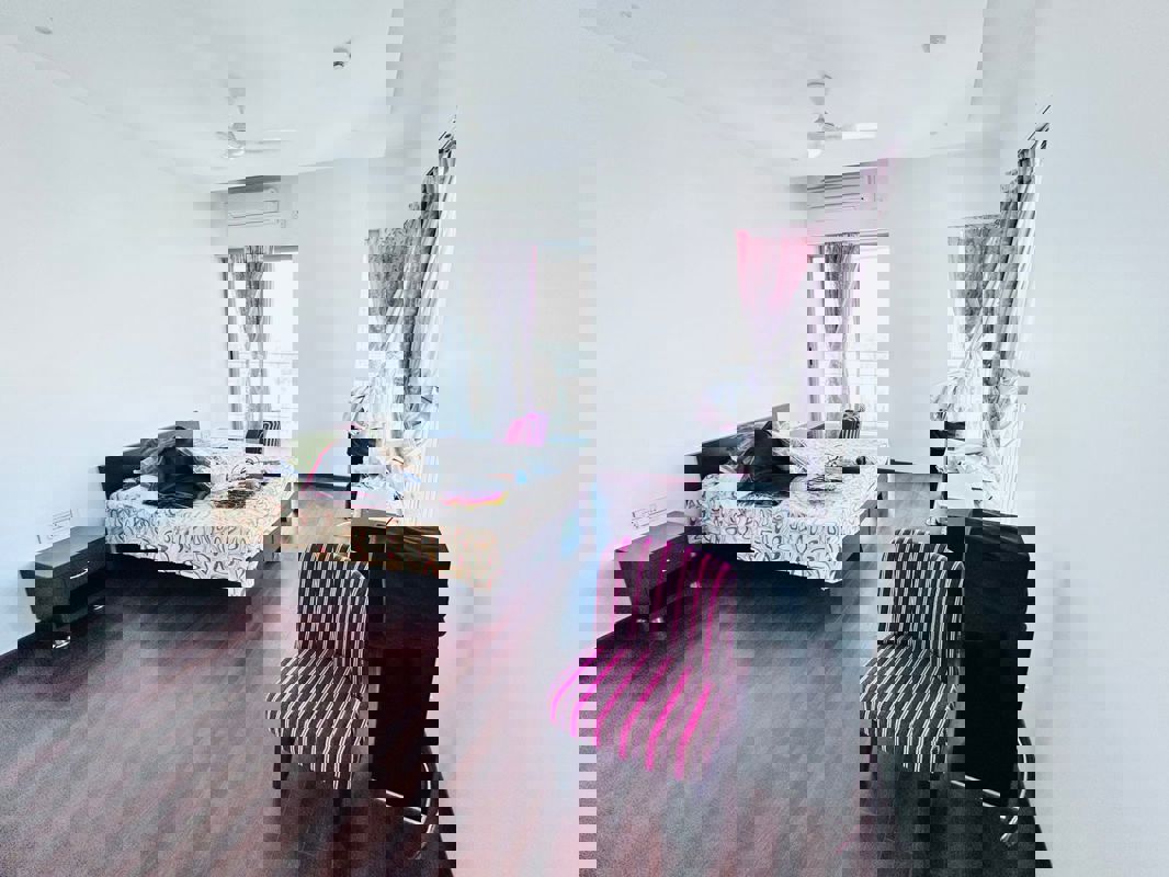 3 BHK + Pooja Room 1588 Sq.Ft. Apartment in Amanora Gateway Towers