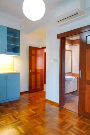 Room in 3 BHK Apartment at Evershine Cosmic, Andheri West – for Rent