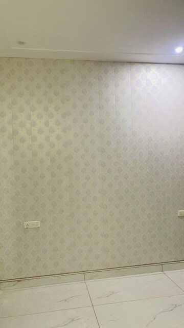 Room in 2 BHK Independent House at Shiva Enclave Zirakpur, Patiala Road – for Sale