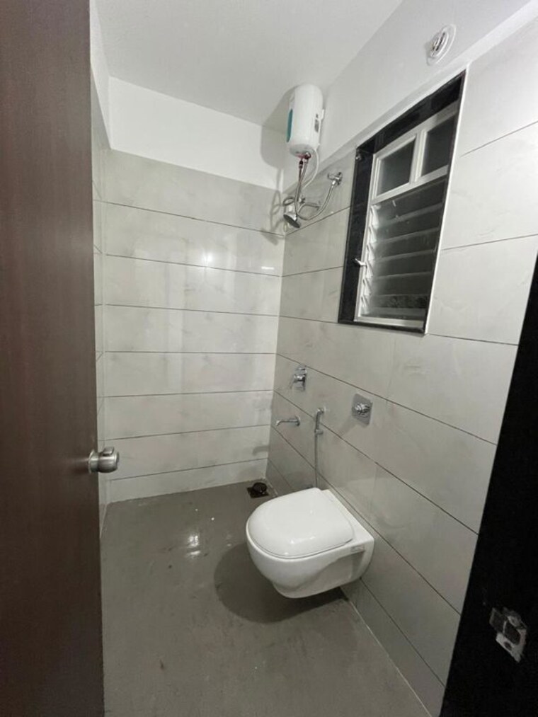 Bathroom, chandrarang-serenity 2 Bedroom 750 Sq.Ft. Apartment In Wakad Pune 10089547